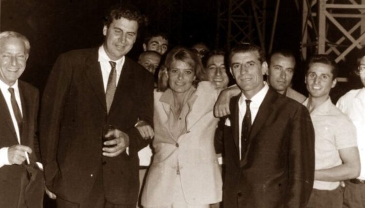 Έτρεμε σαν το ψάρι: Η μέρα που ο μέγας Μπιθικώτσης δεν μπόρεσε να βγάλει φωνή