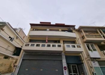 Θεσσαλονίκη: «Εγώ τη σκότωσα» ομολόγησε ο παιδοκτόνος – Γιατί έπνιξε την κόρη του με τα ίδια του τα χέρια