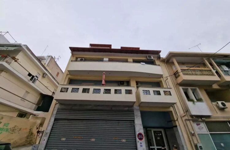 Θεσσαλονίκη: «Εγώ τη σκότωσα» ομολόγησε ο παιδοκτόνος – Γιατί έπνιξε την κόρη του με τα ίδια του τα χέρια