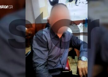 Αυτός είναι ο Μaστροπός Αστυνομικός: Την πήγαινε σε ραντεβού ακόμη και με περιπολικό! Ψάχνουν κι άλλα θύματά του[video]