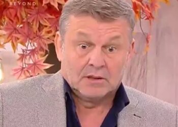 Γκλέτσος: «Ο Στ. Κασσελάκης με ξάφνιασε, γιατί είναι φωτεινός, ταλαντούχος και άτρωτος»