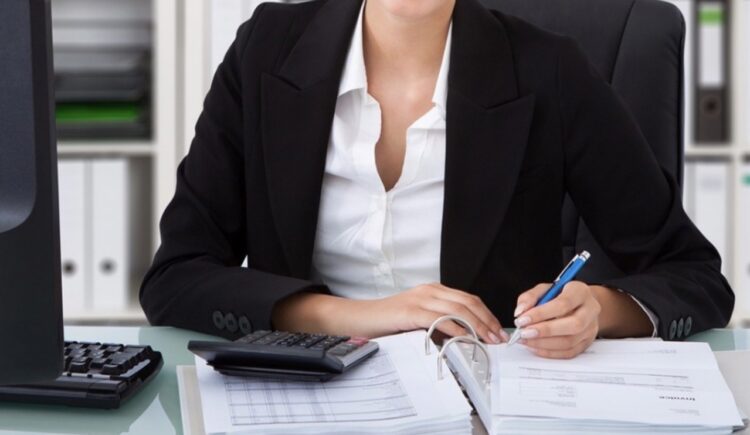 Επίθεση με μολότοφ στο 2ο Λύκειο Μοσχάτου! 8 συλλήψεις ανηλίκων