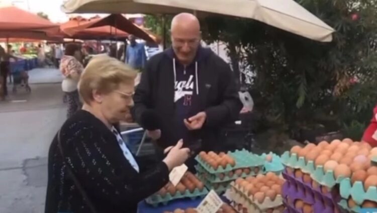 Επιστρέφει στο μολύβι και το χαρτί η χώρα που έβαλε τα τάμπλετ στα νηπιαγωγεία – Στην πυρά και η διαδικτυακή διδασκαλία