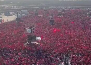 Τουρκία: Πάνω από 500.000 στη συγκέντρωση για τους Παλαιστίνιους – “Ισραήλ και Δύση ένοχοι για της σφαγές στη Γάζα”, λέει ο Ερντογάν (video)