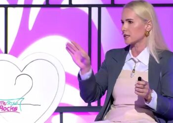 Χαμός στο My Style Rocks: «Άσχετη είσαι καημενούλα μου», «Άσχετη είσαι εσύ»