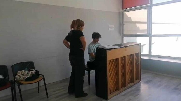 Όταν οι φοιτητές ερμηνεύουν… όπερα στο Πανεπιστήμιο! (video)
