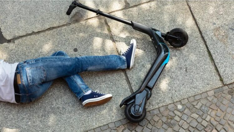 Θάσος: Τροχαίο με παράσυρση 14χρονης μαθήτριας πάνω σε ηλεκτρικό πατίνι από αυτοκίνητο