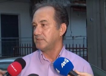 Ασύλληπτη τραγωδία στη Θεσσαλονίκη: Πατέρας φέρεται να έπνιξε τη 42χρονη κόρη του – Τι είπε στον γιο του (video)