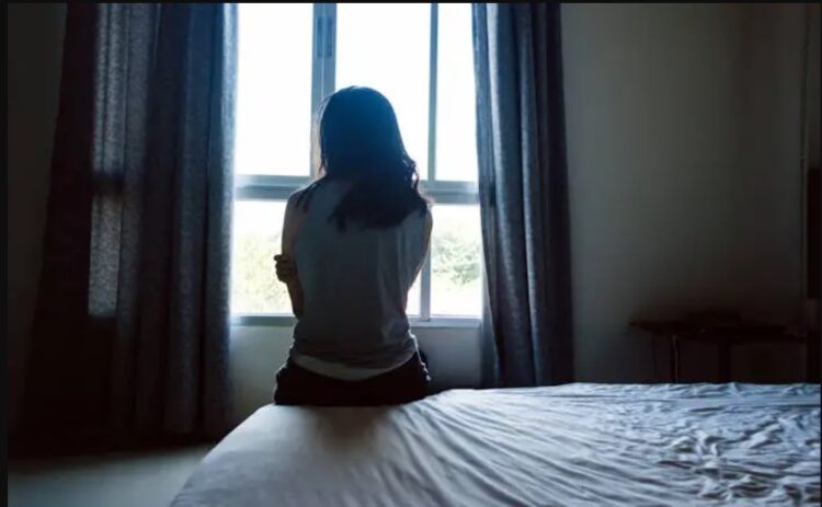 Φρίκη στο χωριό: 66χρονη γυναίκα βιάστηκε δύο φορές μέσα σε λίγη ώρα από 40χρονο