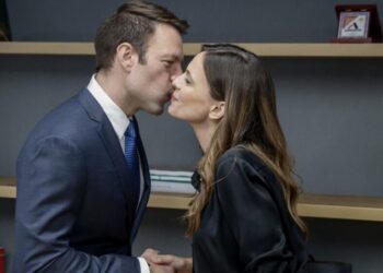 Η αλήθεια για το φιλί του Κασσελάκη στην Αχτσιόγλου