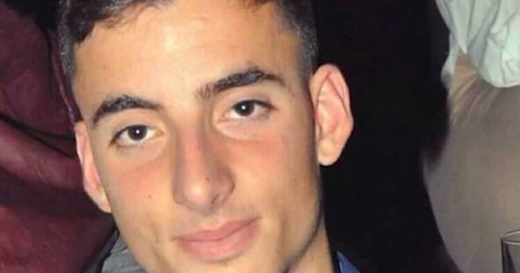 Τραγωδiα στις Κυκλάδες: Ο 22χρονος Παναγιώτης έφυγε από τη ζωή μετά από ανακoπή – Τι είναι η νόσος «Νάξος»