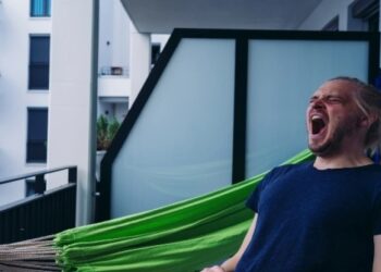 Μητέρα στην Ιταλία πήγε τους 40άρηδες γιους της στα δικαστήρια…για να φύγουν από το σπίτι