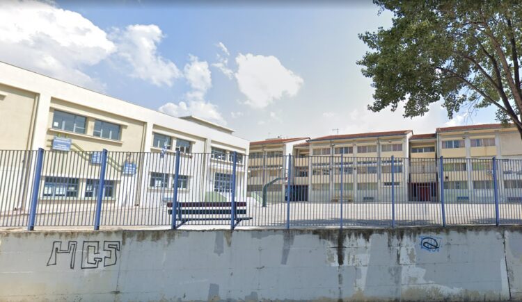 Θεσσαλονίκη: Χωρίς θέρμανση δύο Δημοτικά Σχολεία – “Μπαλάκι οι ευθύνες”, καταγγέλλει γονέας (φωτο)