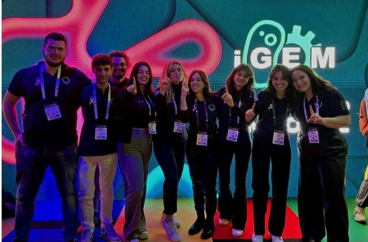 “Χρυσό” στο Παγκόσμιο Διαγωνισμό Συνθετικής Βιολογίας iGEM για 10 φοιτητές του πανεπιστημίου Πατρών! Πρότειναν θεραπευτική μέθοδο για τον καρκίνο στο πάγκρεας.