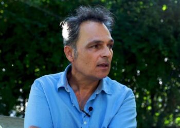 “Ήρθα μόνος μου. Εδώ μέσα συνέβη κάτι”: Ο Σταμάτης Γαρδέλης “σπάει” 1η φορά τη σιωπή του μέσα από το Δαφνί