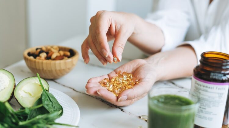 Η καλύτερη ώρα της ημέρας για να πάρετε τις βιταμίνες σας – Αναλυτικός οδηγός