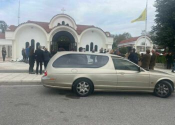 «Ρία γύρνα πίσω» – Τα σπαρακτικά λόγια της μητέρας της 40χρονης που έχασε τη ζωή της στο τροχαίο με το λεωφορείο στη Θεσσαλονίκη