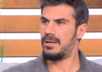 Άκης Πετρετζίκης: Εξηγεί για πρώτη φορά τον λόγο που έκλεισε τα μαγαζιά του – «Όλοι είπαν ότι χρεωκόπησα»