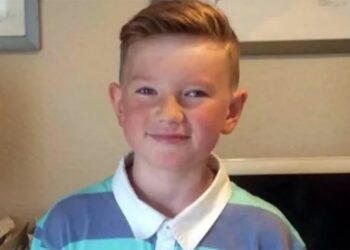 Η παράξενη ιστορία του μικρού Άλεξ που εξαφανίστηκε 6 χρόνια πριν – «Σε αγαπώ, θέλω να γυρίσω σπίτι»