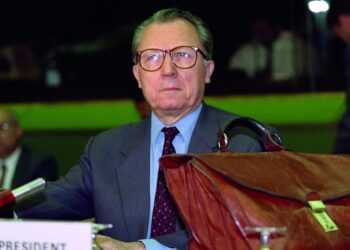 Ζακ Ντελόρ: Oι περισσότεροι Έλληνες με γνώρισαν ως συνώνυμο ενός «πακέτου»