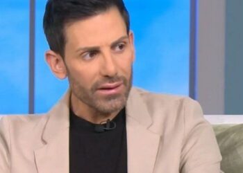 Νίκος Φλωρινιώτης: Ραγίζει καρδιές το αντίο της αδερφής του με μια φωτογραφία: «Να μου προσέχεις το μωρό μου»