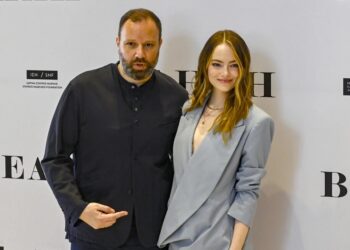 Έμα Στόουν για Λάνθιμο: Είμαι από την Αριζόνα, είναι από την Αθήνα, δεν ξέρω πώς δούλεψε αυτό