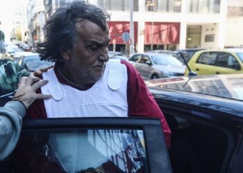 Ανατριχιάζει ο δολοφόνος της 43χρονης στη Σαλαμίνα: «Πυροβόλησα και την ξέκανα – Αδελφάκι μου νιώθω πολύ ελεύθερος»