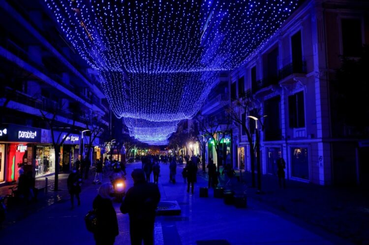 Θεσσαλονίκη: Εντυπωσιακό βίντεο από drone με τον “μπλε ουρανό” στον πεζόδρομο της Αγ. Σοφίας