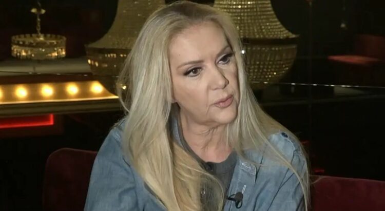 Έλντα Πανοπούλου: «Είμαστε σίγουροι ότι ο κύριος Βασιλείου είναι πατέρας του Γιώργου Αλκαίου;»