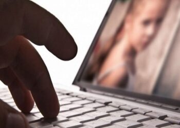 Ναύπακτος: Δύο 13χρονοι δημιουργούσαν και μοιράζονταν μέσω εφαρμογής γuμvές φωτογραφίες κοριτσιών