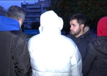 Μαθητές έκαναν bullying σε 14χρονους στη σκάλα του σχολείου τους – «Χύθηκε πολύ αίμα» (video)