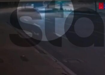 Σοκ στην Βούλα: Η στιγμή του φρικτού θαvατηφόρου τροχαίου – Βίντεο ντοκουμέντο