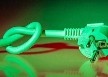 Η παγiδα στα πράσινα τιμολόγια ρεúματος: Πώς μπορεί να εκτıναχθεί το κóστος – Τι πρέπει να προσέξετε