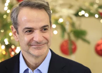 Πρωτοχρονιάτικο μήνυμα Πρωθυπουργού: «Ερχονται μεταρρυθμίσεις στην Υγεία και την Παιδεία που θα ευνοήσουν τους πολλούς»