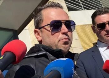 Βέροια: «Έκλεψαν το παιδί μου, είναι όλοι συνένοχοι» – Ο πατέρας του 6 μηνών βρέφους μηνύει την 37χρονη και τους γονείς της (video)
