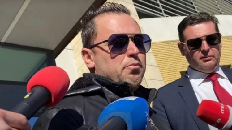 Βέροια: «Έκλεψαν το παιδί μου, είναι όλοι συνένοχοι» – Ο πατέρας του 6 μηνών βρέφους μηνύει την 37χρονη και τους γονείς της (video)