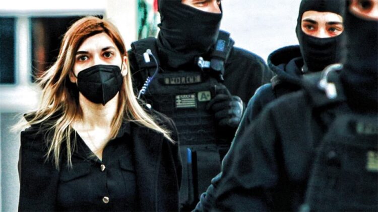 Ρούλα Πισπιρίγκου: “Εγώ ήμουν πίσω από τα ανώνυμα τηλεφωνήματα” – “Πάγωσε” η δικαστική αίθουσα