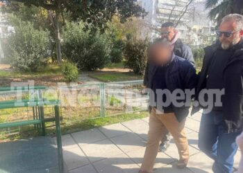 Ελεύθερος ο 50χρονος πατέρας που σkότωσε τον κουνιάδο του – Με κλάματα και χειροκροτήματα έγινε δεκτή η απόφαση (video)