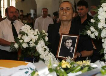 Χαρίτα Μάντολες, το σύμβολο της Κύπρου: Η γυναίκα που σταμάτησε να μεγαλώνει στις 20 Ιουλίου 1974