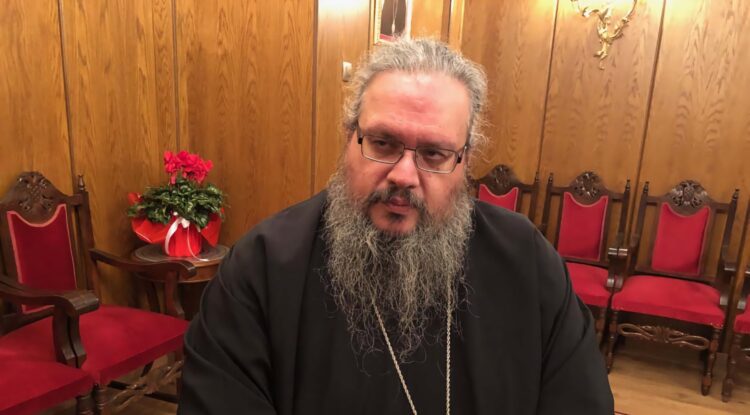 Ιερώνυμος για νομοσχέδιο ομόφυλων ζευγαριών: «Αν αύριο ζητήσει κάποιος να συνάψει γάμο με δέντρο, θα πούμε και σε αυτό ναι;»
