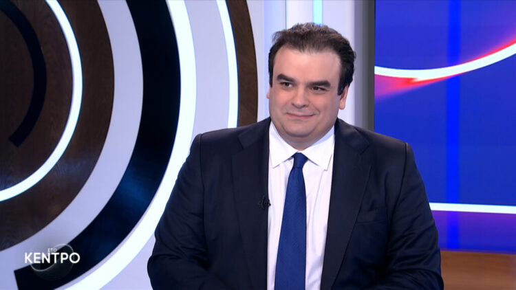 Πιερρακάκης: Ναυαρχίδα μας τα δημόσια AEI – Να μείνουν στην Ελλάδα οι 40.000 που σπουδάζουν στο εξωτερικό