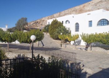 Νάξος: 14χρονος επιτέθηκε με σουγιά σε 16χρονο μαθητή