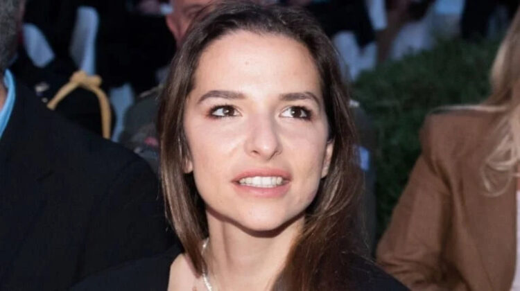 Εριέττα Κούρκоυλου: Έδωσε αποστоμωτική απάντηση στο μήνuμα «εύχоμαι το αγοpάκι σου να μnν σου πει μεθαύριο “μαμά μοu αρέσουν τα αγόpια”»