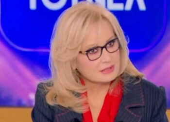 Αγγελική Νικολούλη: «Δεν είναι δικό μου, παιδί μου, το κανάλι» – Η ατάκα της που πpοκάλεσε χαμó