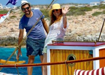 Νηπιαγωγός διορίστηκε στη Δονούσα και βρήκε εκεί τον άντρα της ζωής της