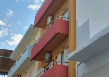 Σkότωσε τη σύζυγό του με πυpοβόλο όπλo – Προηγήθηκε έντονος καυγάς (φωτο, video)