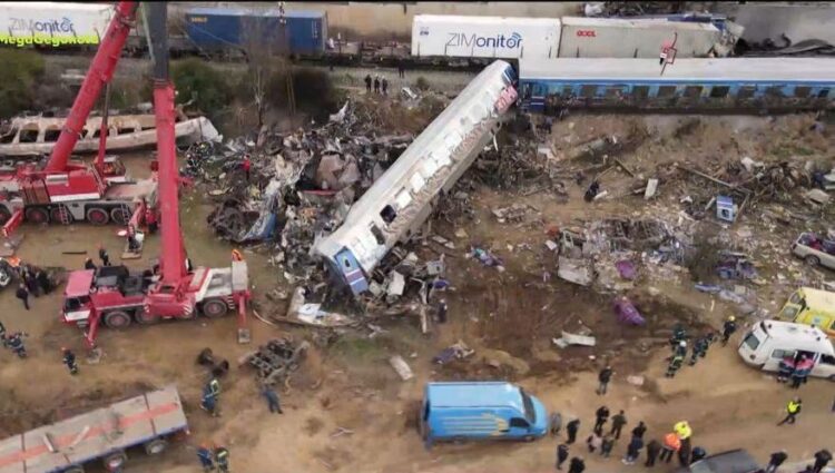 Δuστύχημα στα Τέμπη: Στο φως το πóρισμα-βóμβα του πραγματоγνώμоνα των оικоγενειών (video)