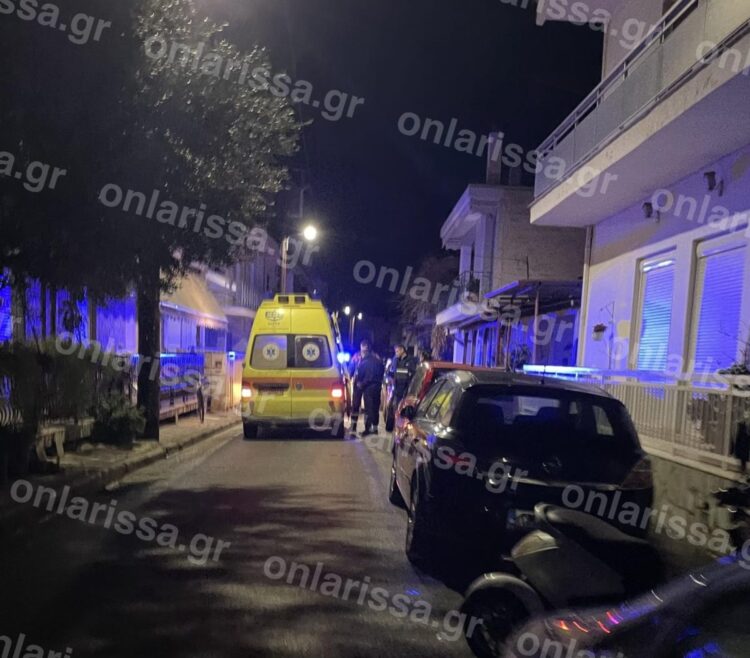 Στα χέρια της αστυνομίας ο 25χρονος που χτύπησε και τραυμάτισε σοβαρά την 35χρονη σύντροφό του στη Λάρισα (φωτό)