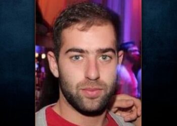 Απέραντη θλίψη για τον 33χρονο Μανόλη που σκοτώθηκε από τη φωτοβολίδα – Δεύτερο παιδί που χάνει η οικογένεια