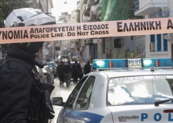 Θρήνος στη Δάφνη για την 17χρονη που έπεσε από ταράτσα: Οι λόγοι που την οδήγησαν στη βουτιά θανάτου μετά το σχολείο – «Ήταν πολύ αγαπητό κορίτσι σε όλους»